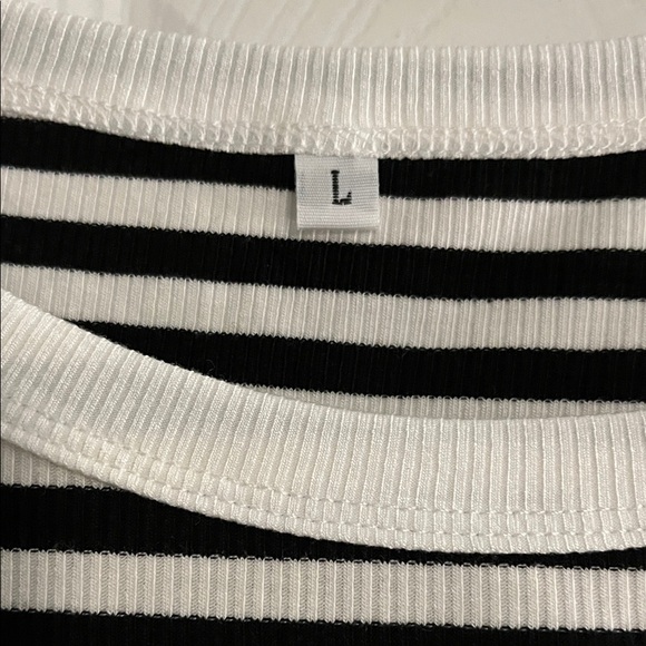 Chic Striped Long Sleeve Women's Top - Picture 3 of 7